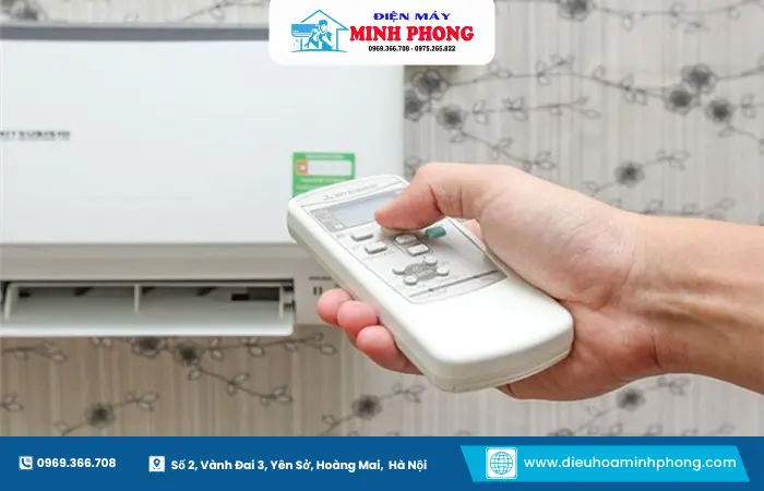Kiểm tra pin và hướng điều khiển đúng khi remote K 1028E mất tín hiệu