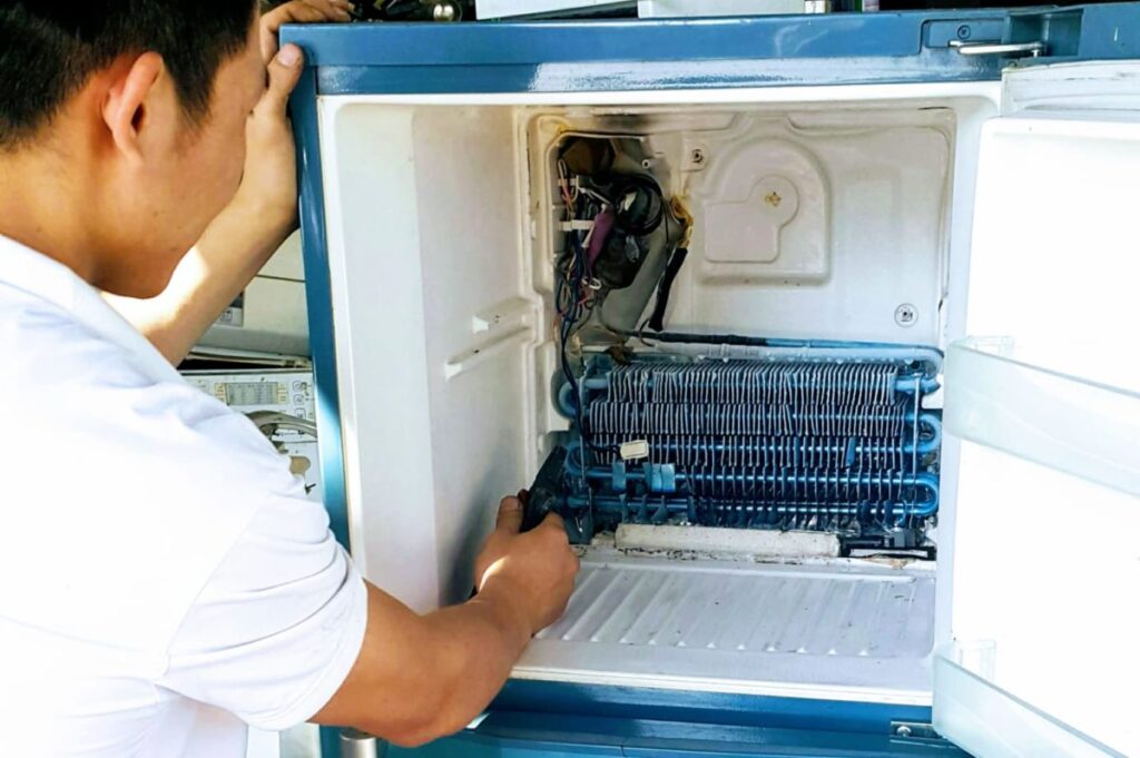 sửa chữa tủ mát tại nhà