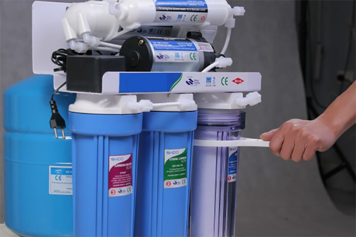sửa máy lọc nước tại nhà ở Hà Nội